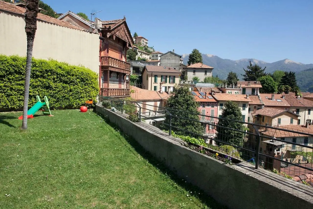 Splendida Vista Lago Casa Vacanza Via Curie Moltrasio Italy